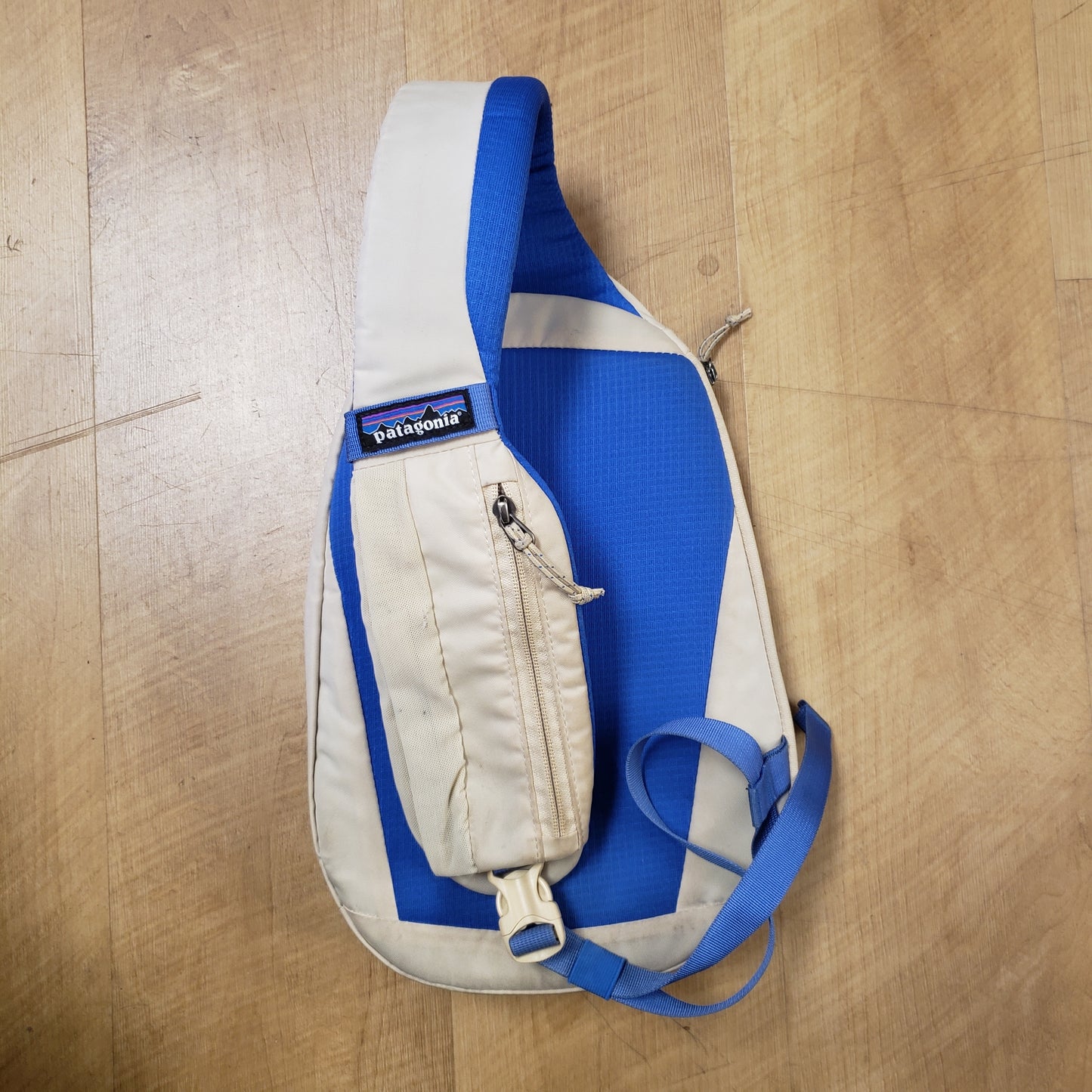Patagonia Atom Sling Bag 8L