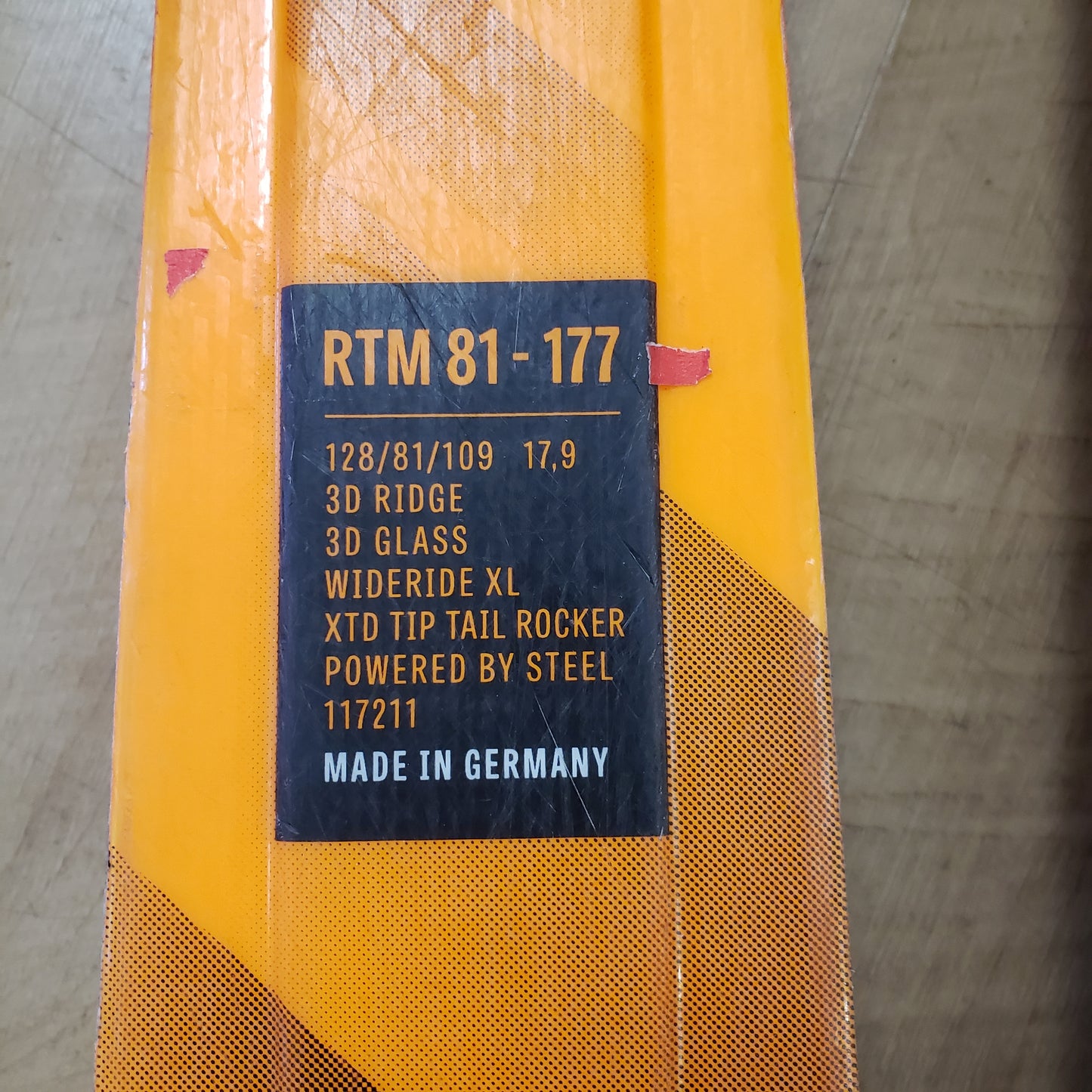 Volkl RTM 81 Ski/ Marker Wide Ride XL Binding