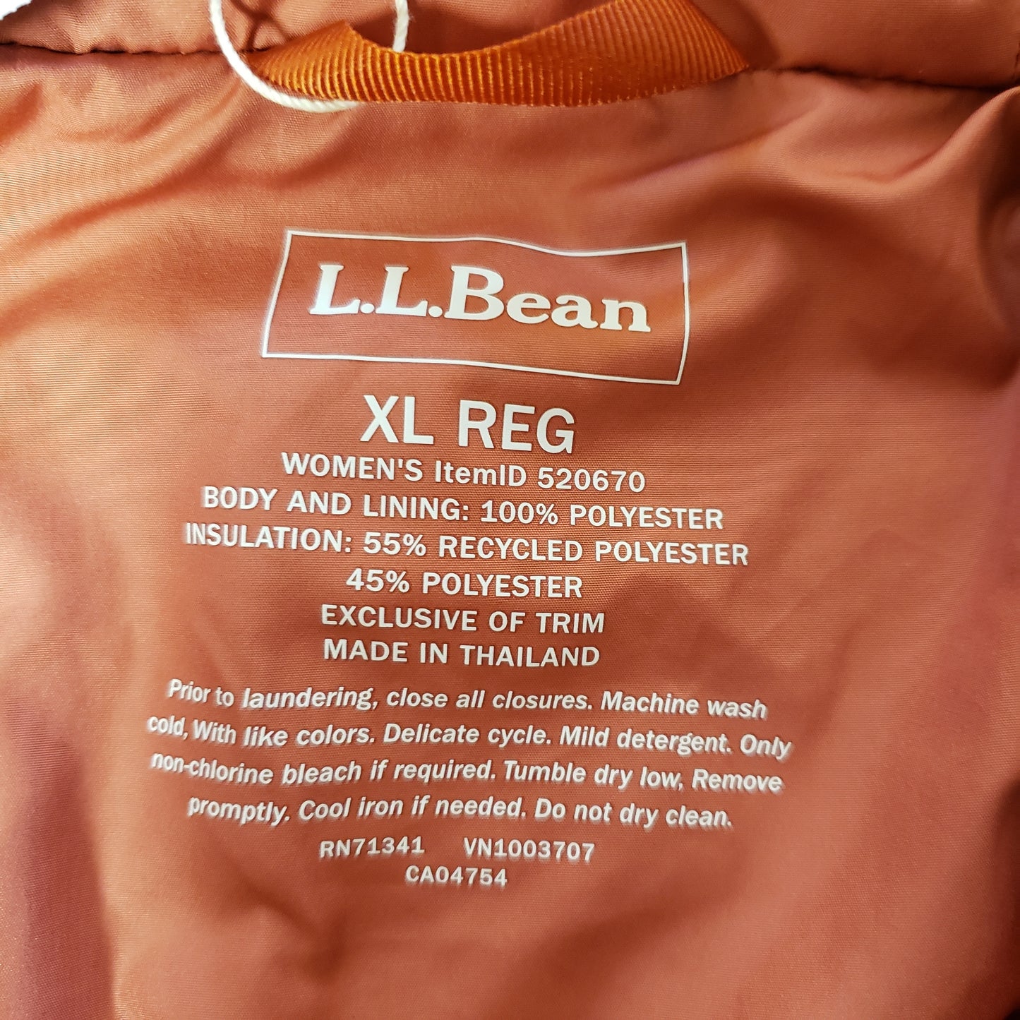 LL Bean Mountain Classic Puffer Coat Color Block