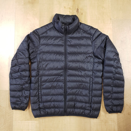 Uni Qlo Lightweight Down Jacket