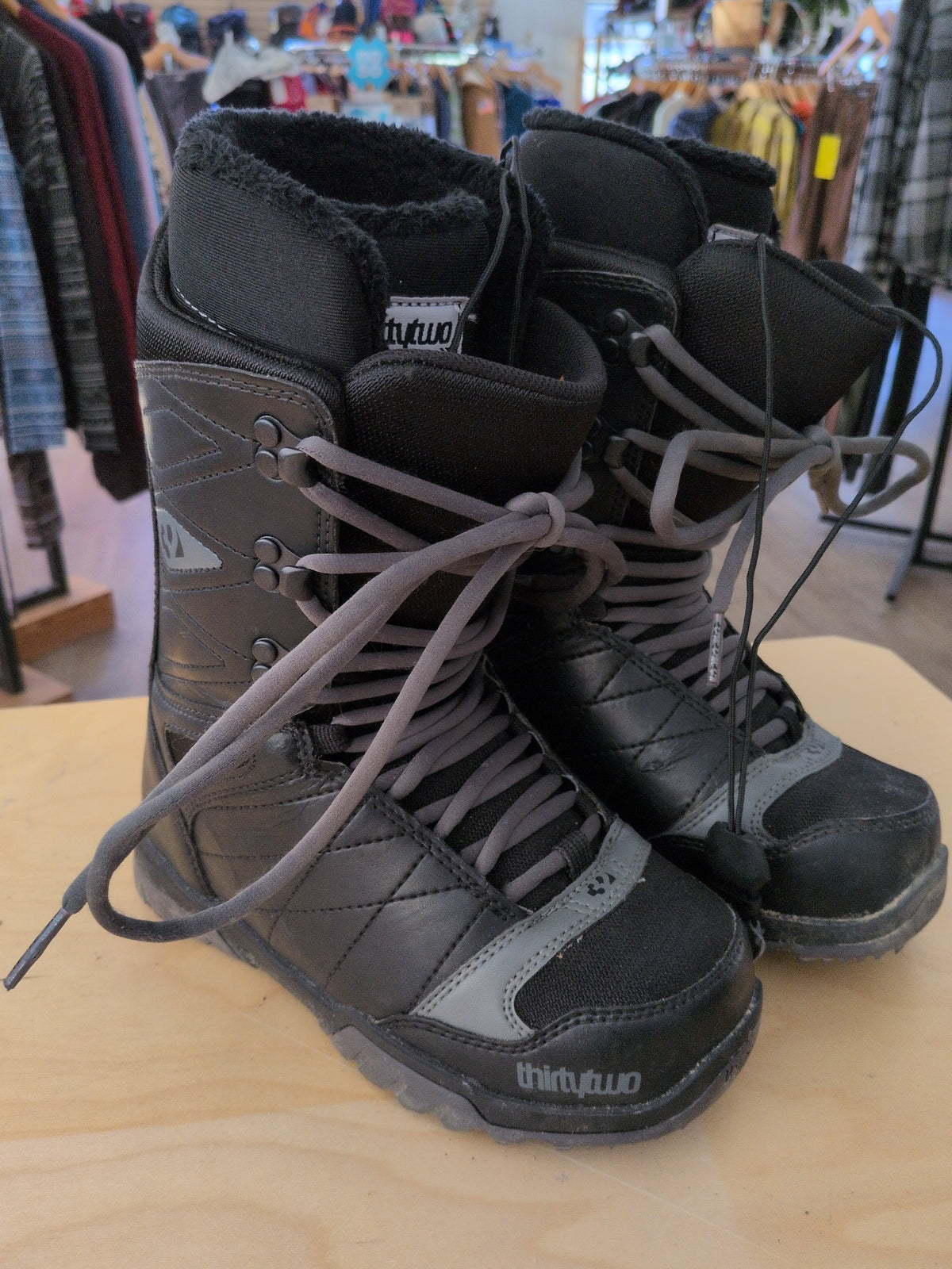 ThirtyTwo Summit Snowboard Boots