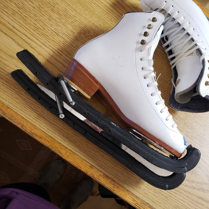 Riedell Model 300 Figure Skate