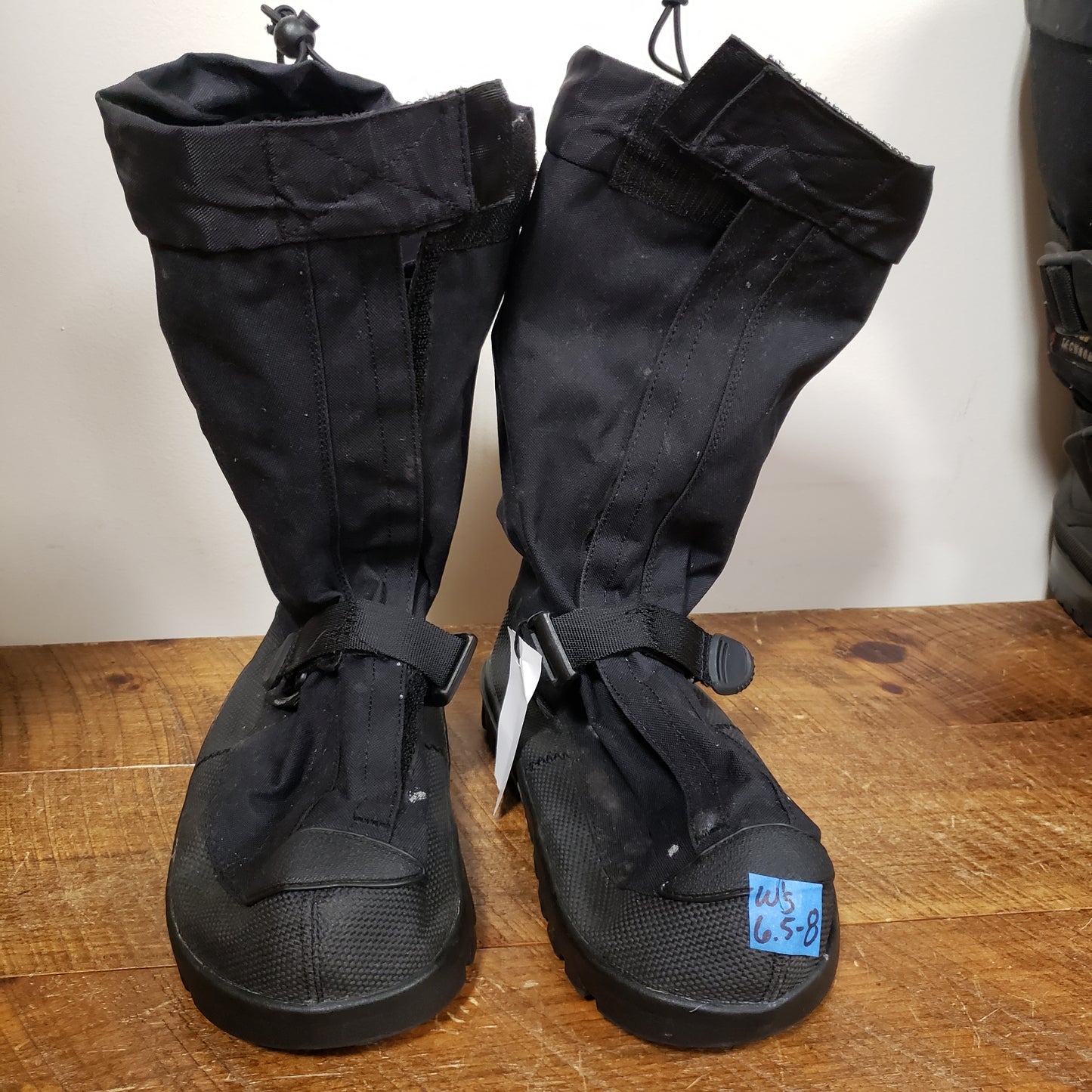 Neos Adventurer OverShoe