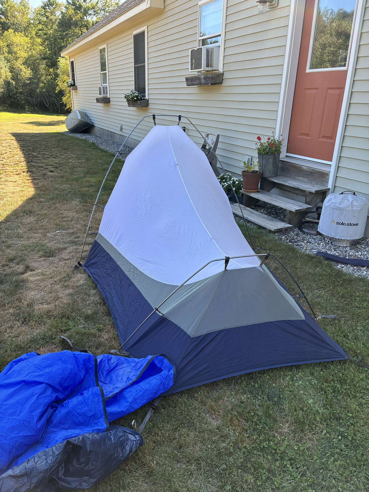 Sierra Designs Clip Flashlight CD Tent