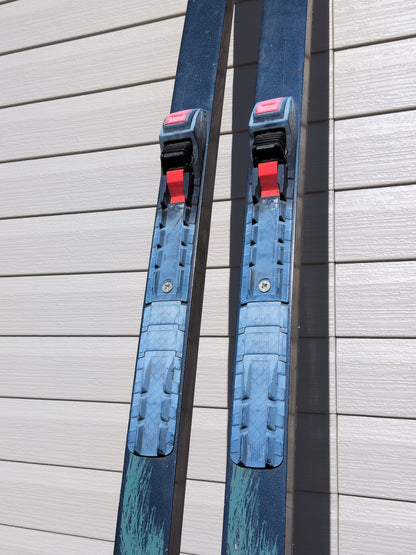 LLBean Wintersport NNN Waxless Ski*