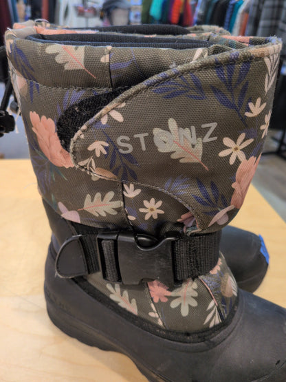 Stonz Trek Snow Boots