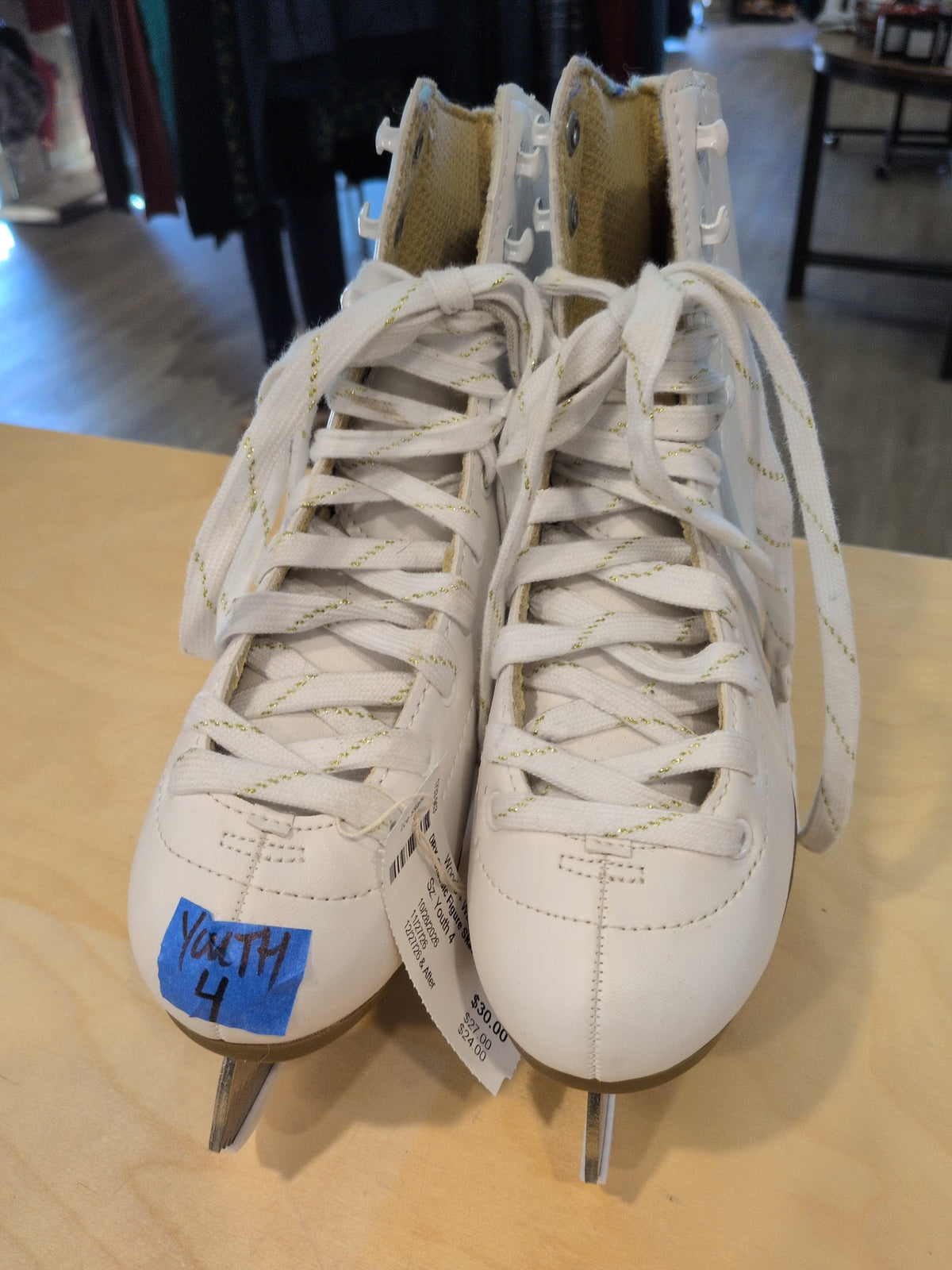 DBX Classic Figure Skate