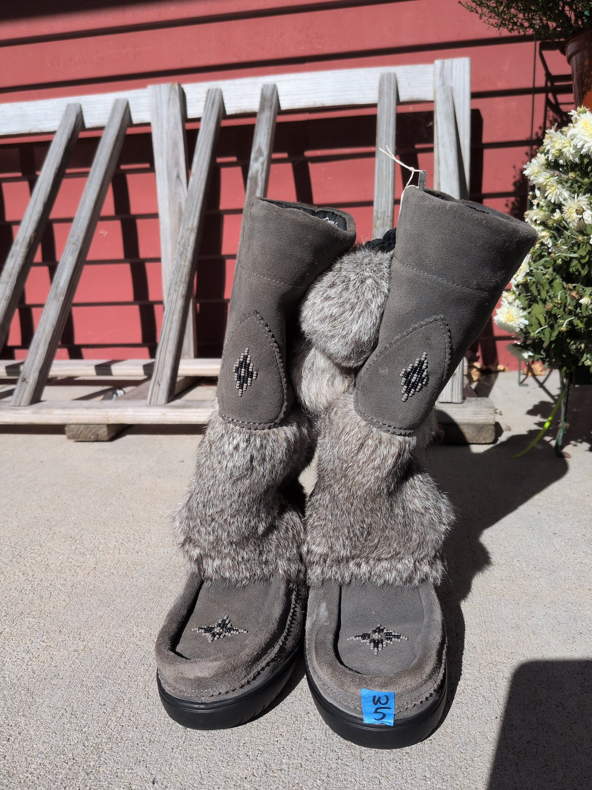 Manitobah Mukluks Snowy Owl Boot