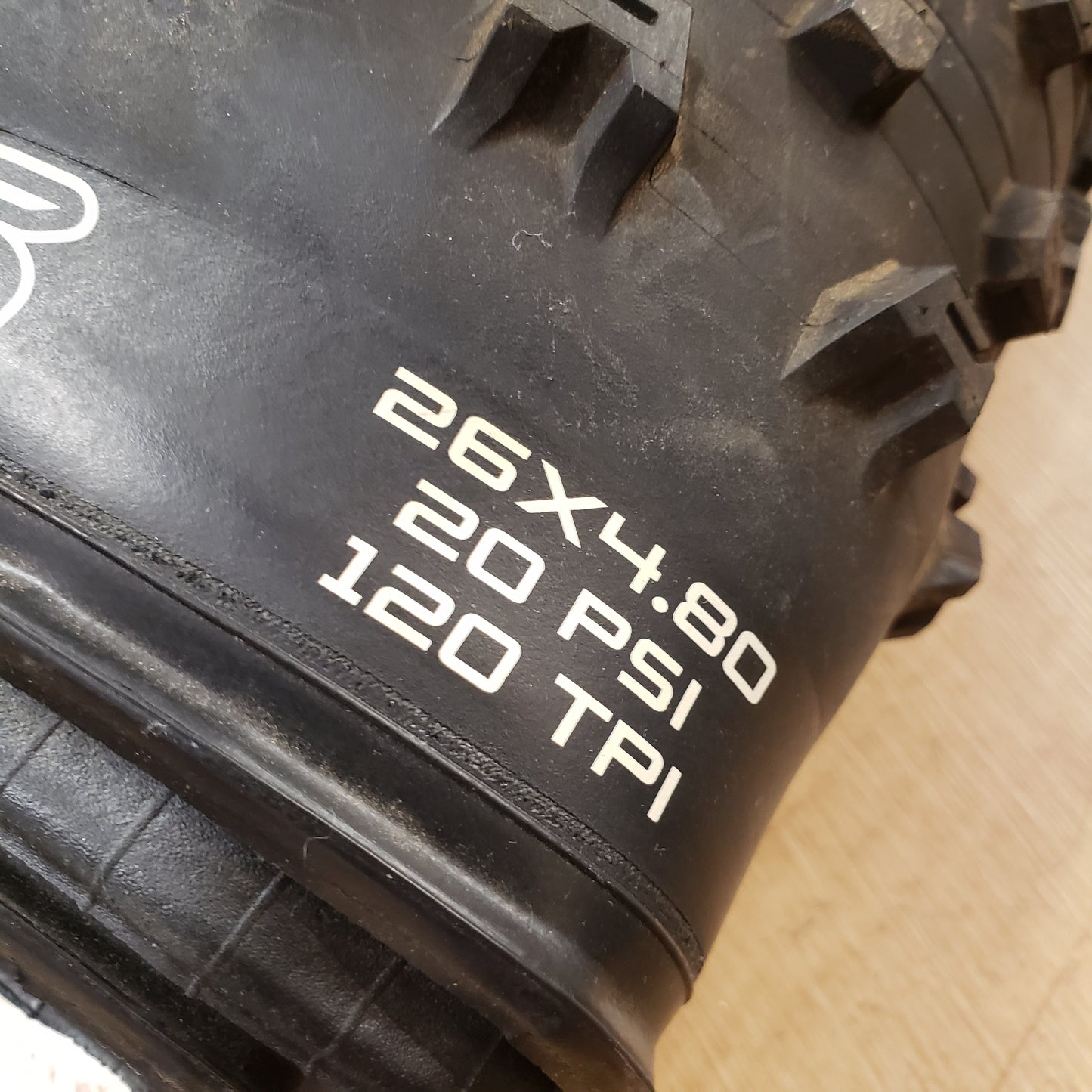 Maxxis Colossus Snow Tire