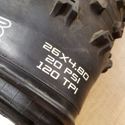 Maxxis Colossus Snow Tire