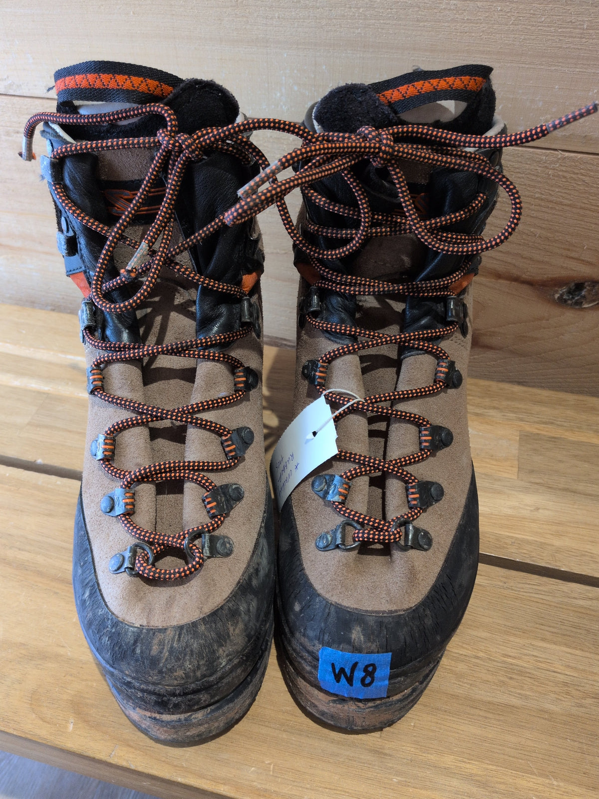 Salomon Super Mountain 9 Ice Climbing/Mountaineering Boot*
