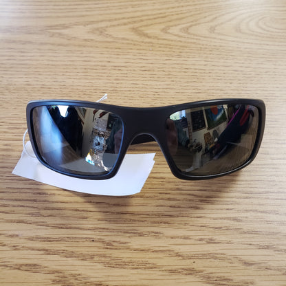 Oakley Crankshaft Sunglasses + Case