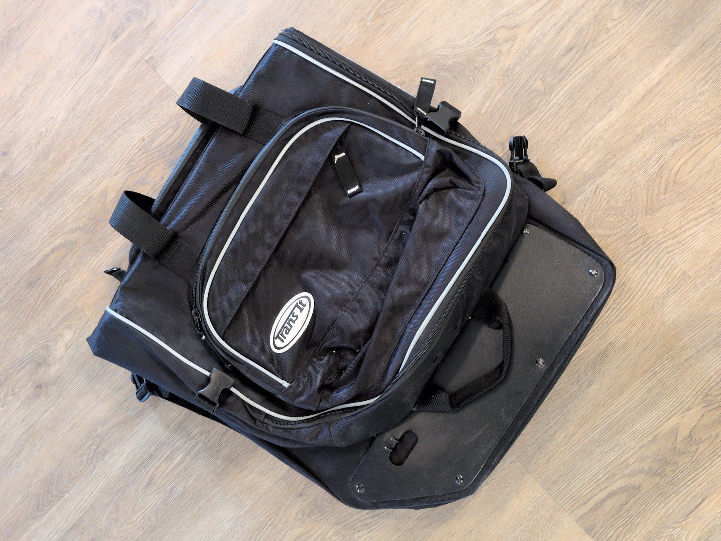 Trans It Garment Bag Pannier