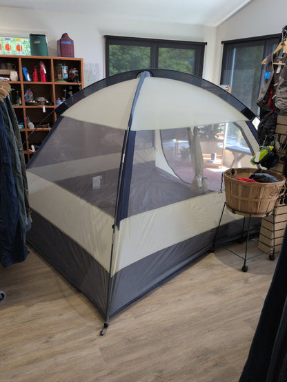 Quest Sierra 4 Person Tent*