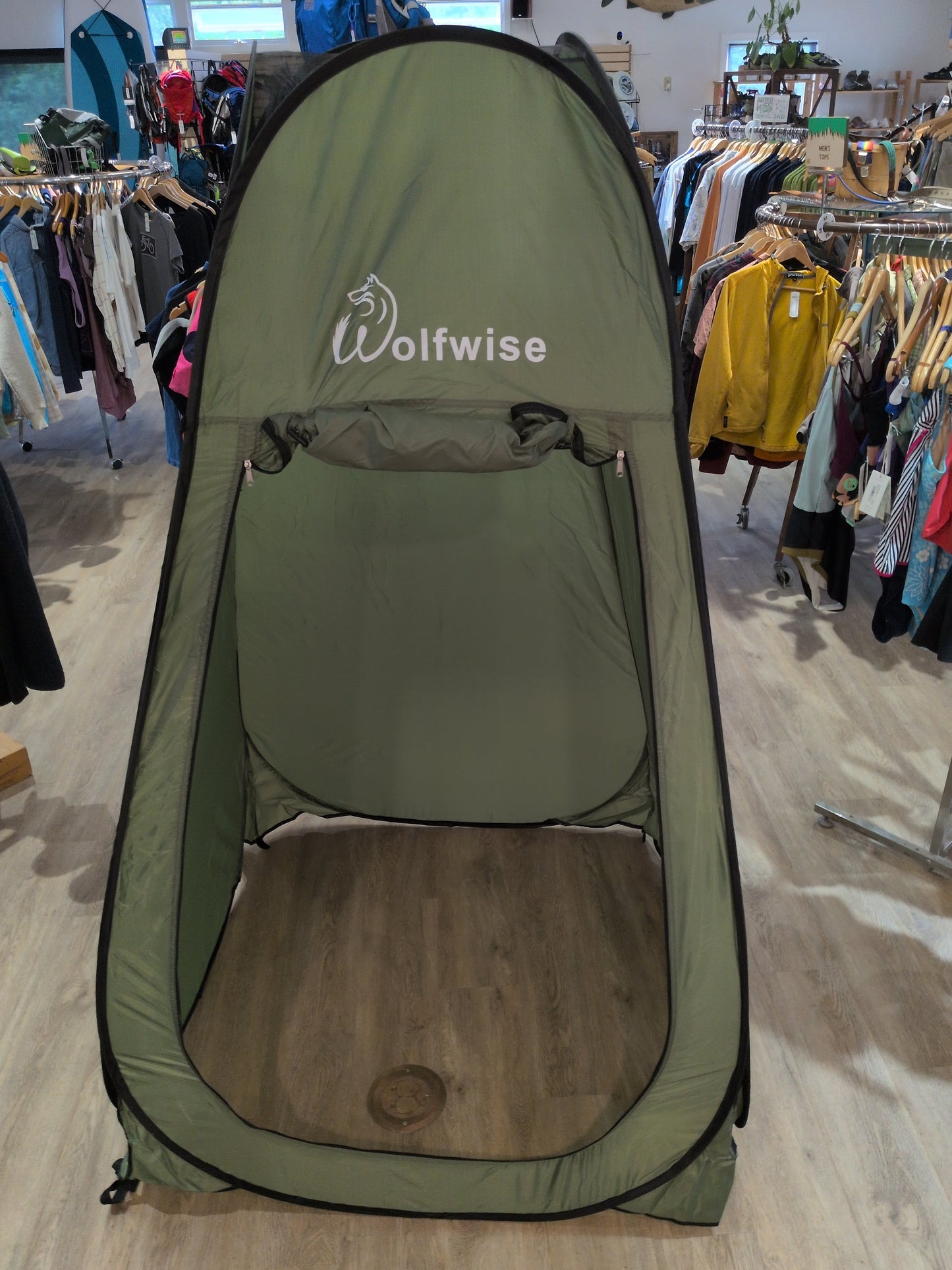 Wolfwise Privacy Tent NEW