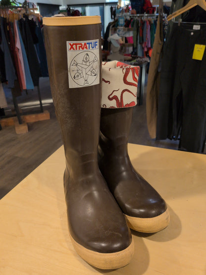 XTRATUF x Salmon Sisters Boot