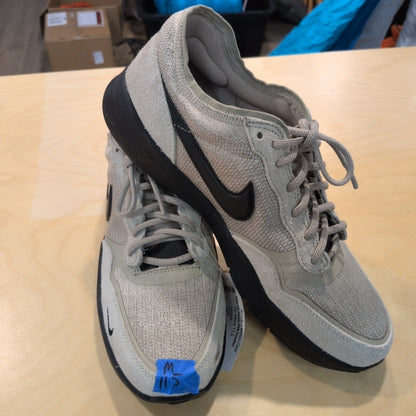 Nike SB Zoom PS8 Sneaker
