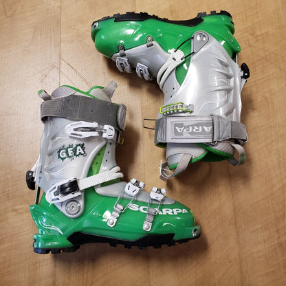 Scarpa Gea Backcountry Ski Boots 2011 Women's 10.5/11