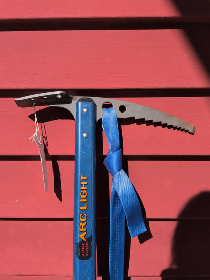 Black Diamond Arc Light Ice Axe