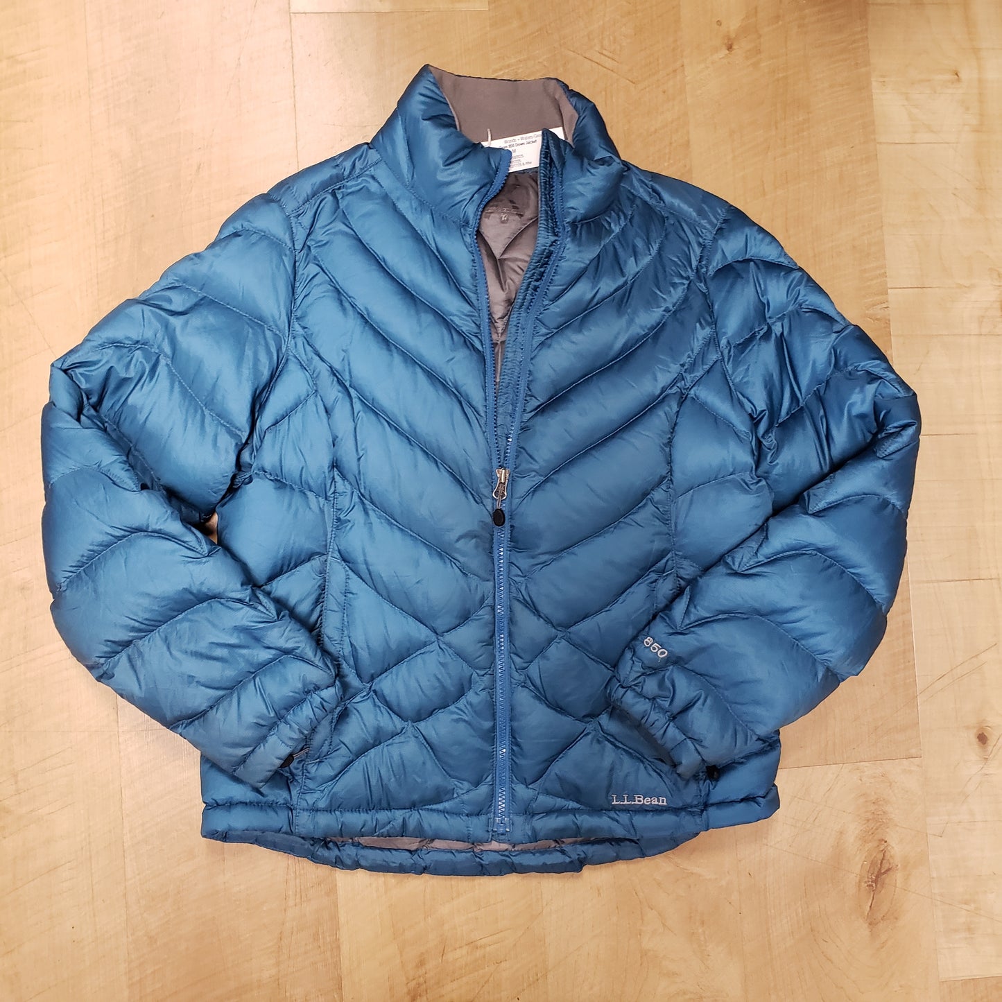 LL Bean 850 Down Jacket
