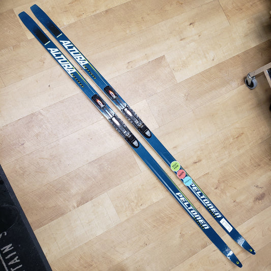 Peltonen Altura Waxless NNN XC Ski