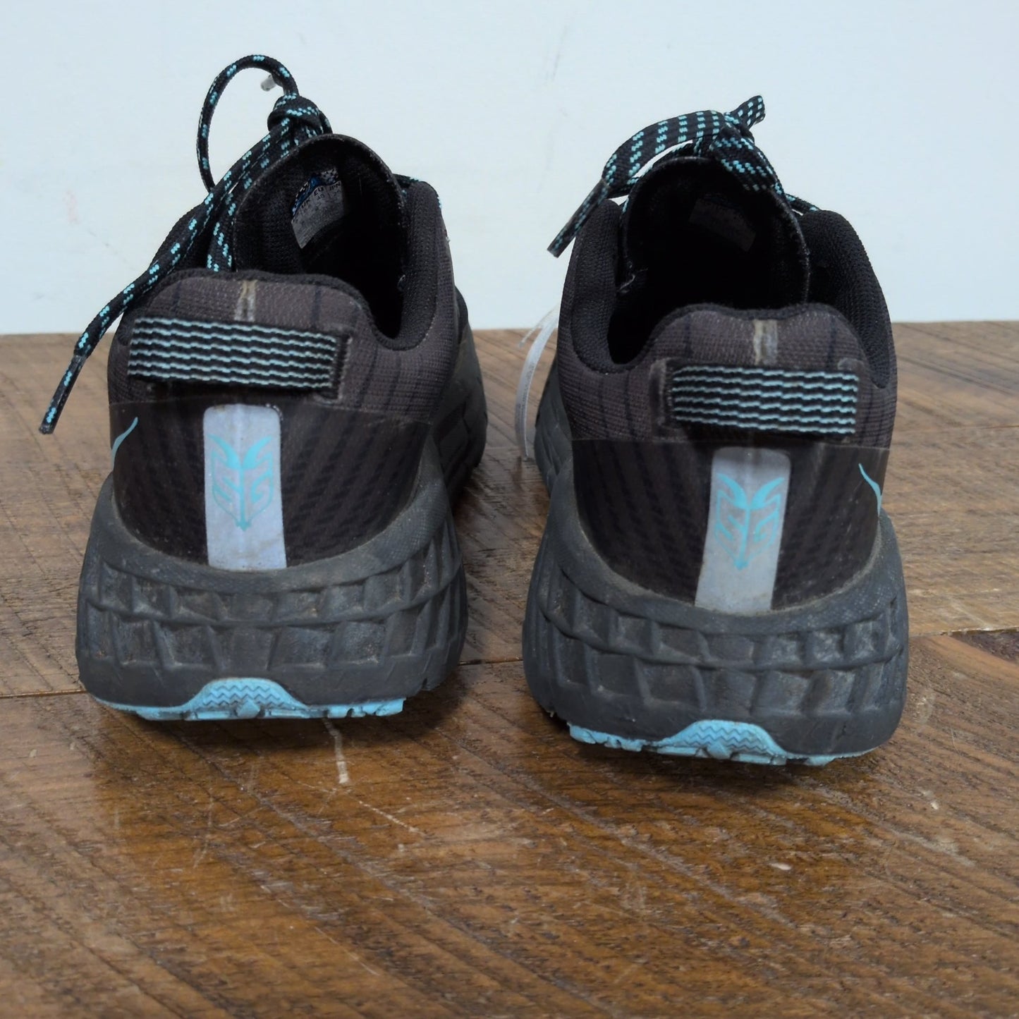 Hoka Speedgoat 4 GTX Trail Runners