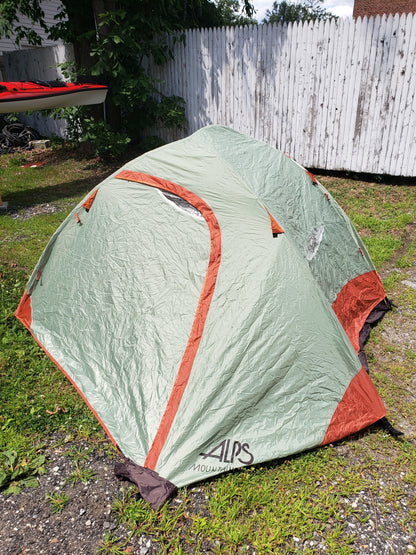 Alps Mountaineering Vertex 2 Tent