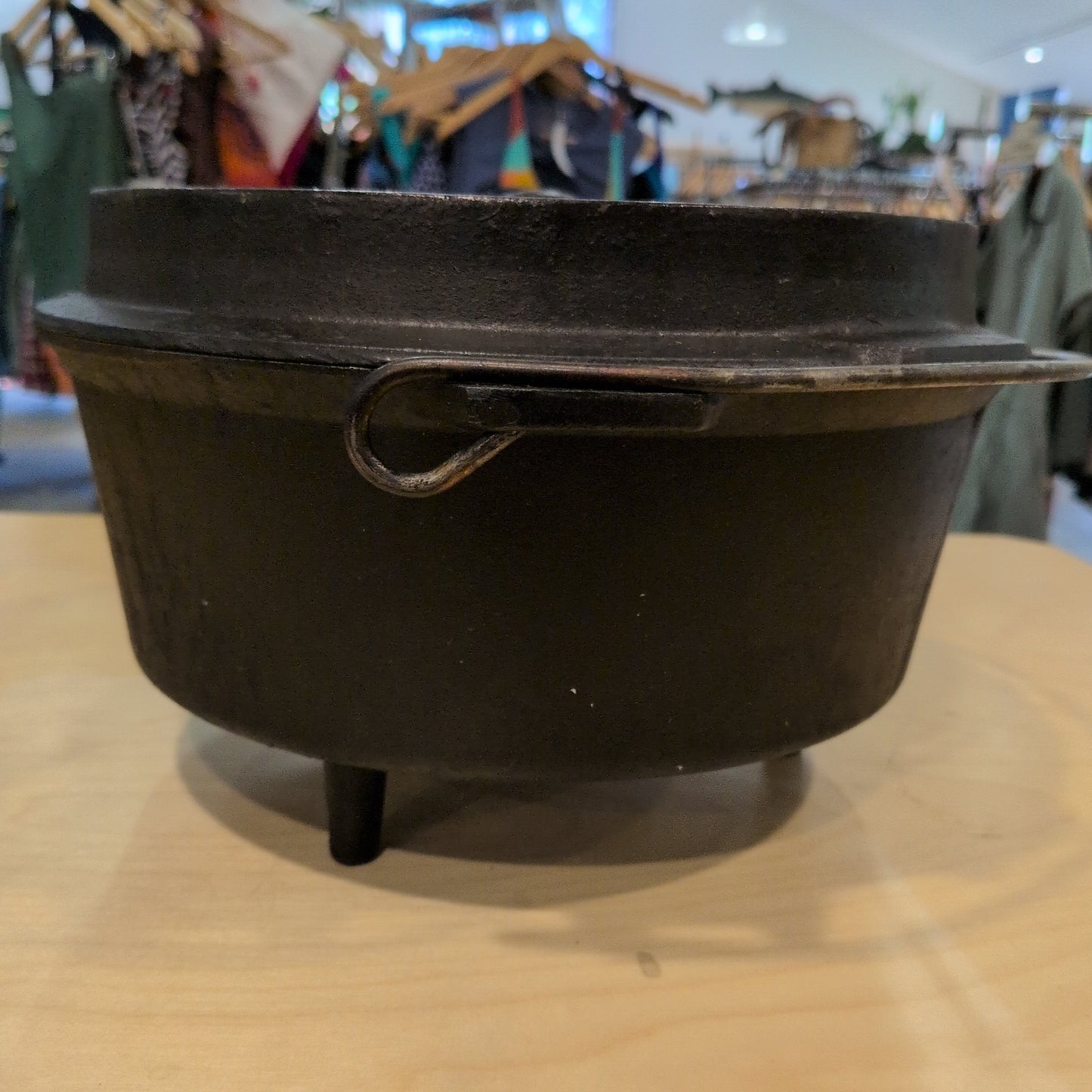 Cabela's Dutch Oven 10