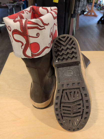 XTRATUF x Salmon Sisters Boot