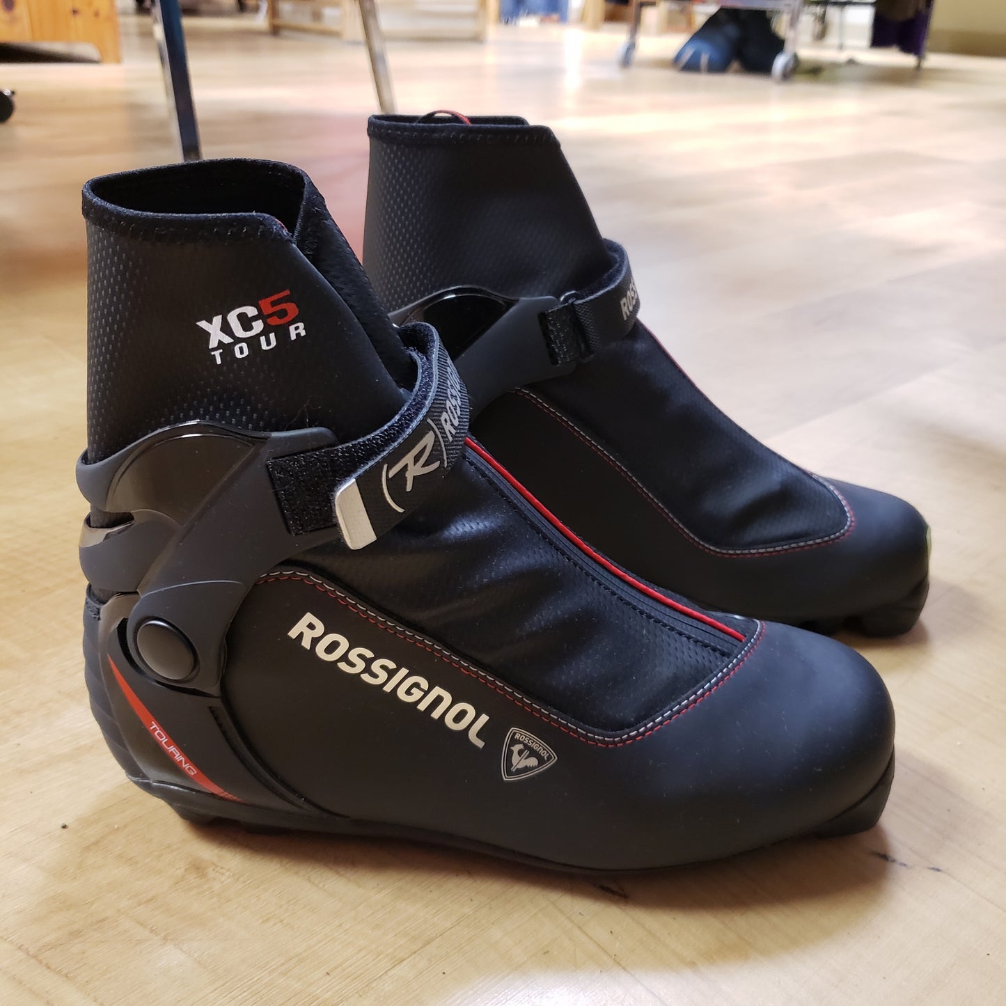 Rossignol XC5 Tour XC Ski Boots (EU41)