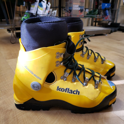 Koflach Arctis Expe Mountaineering Boots