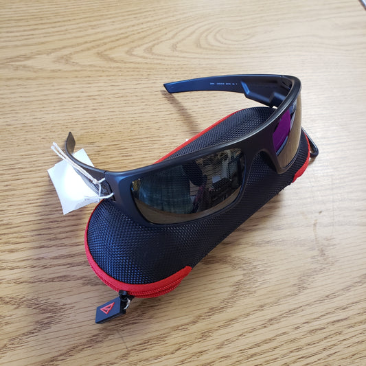 Oakley Crankshaft Sunglasses + Case