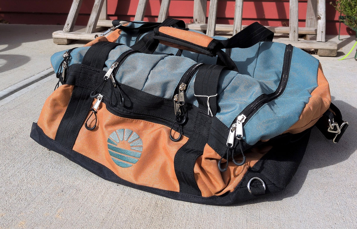 TOBIQ Travel Duffle Bag w/ Backpack Straps