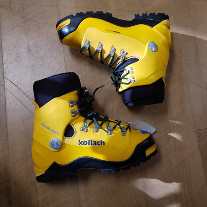 Koflach Arctis Expe Mountaineering Boots