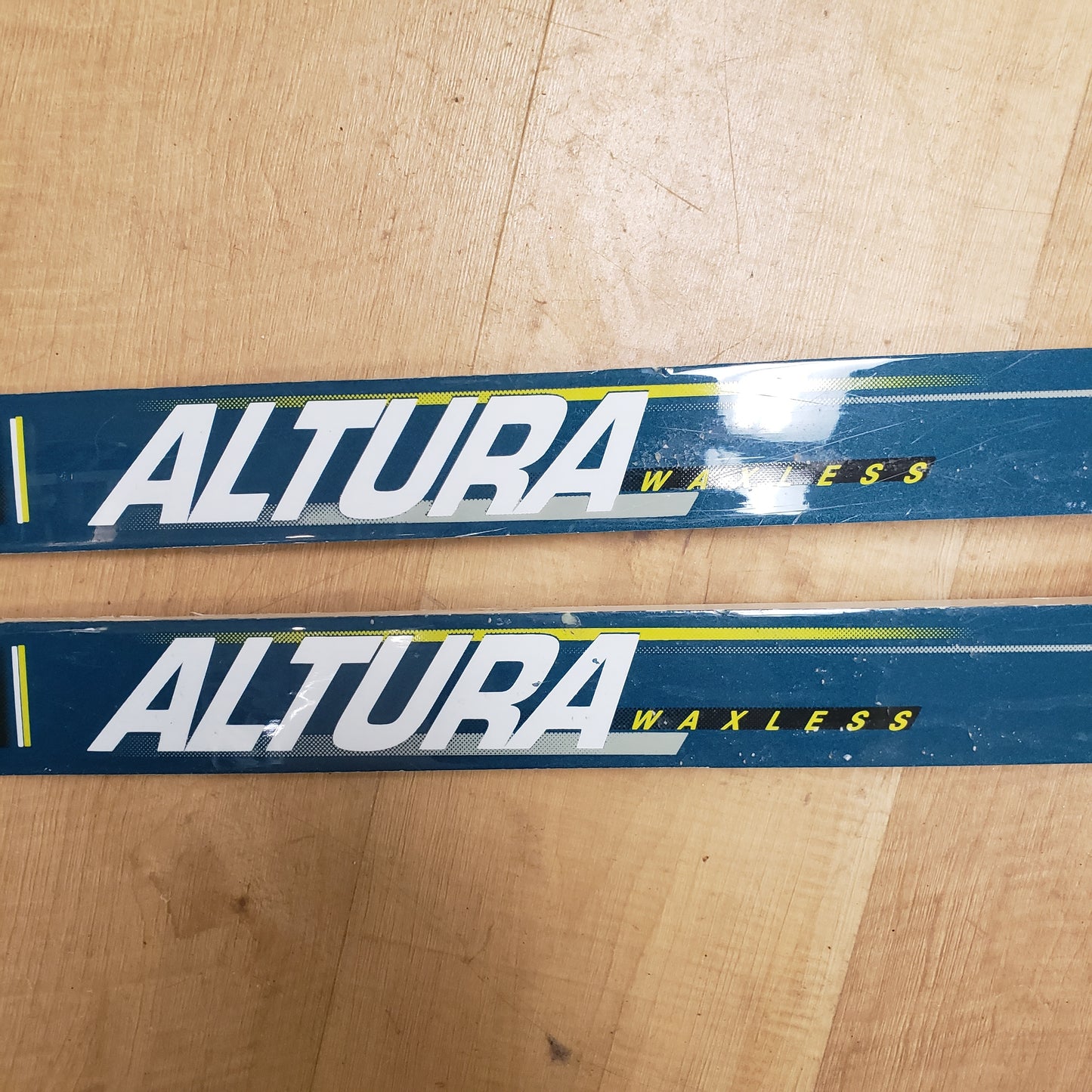 Peltonen Altura Waxless NNN XC Ski