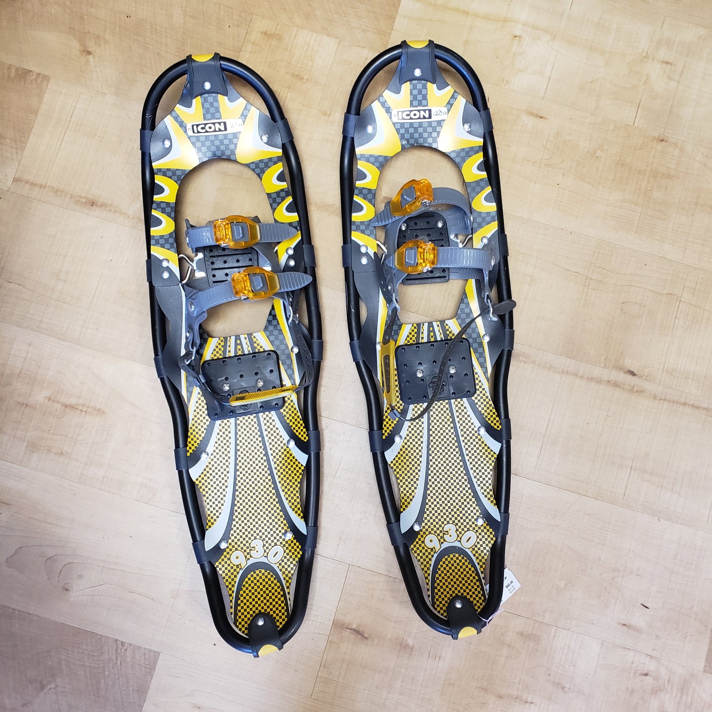 Yukon Charlies Icon Snowshoe 30"